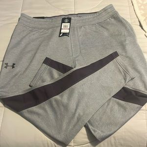 Under armour tapered joggers